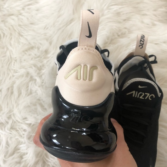 ✔️ NIB✔️ NIKE black/bone Air Max 270 ~ various sz - Picture 5 of 8
